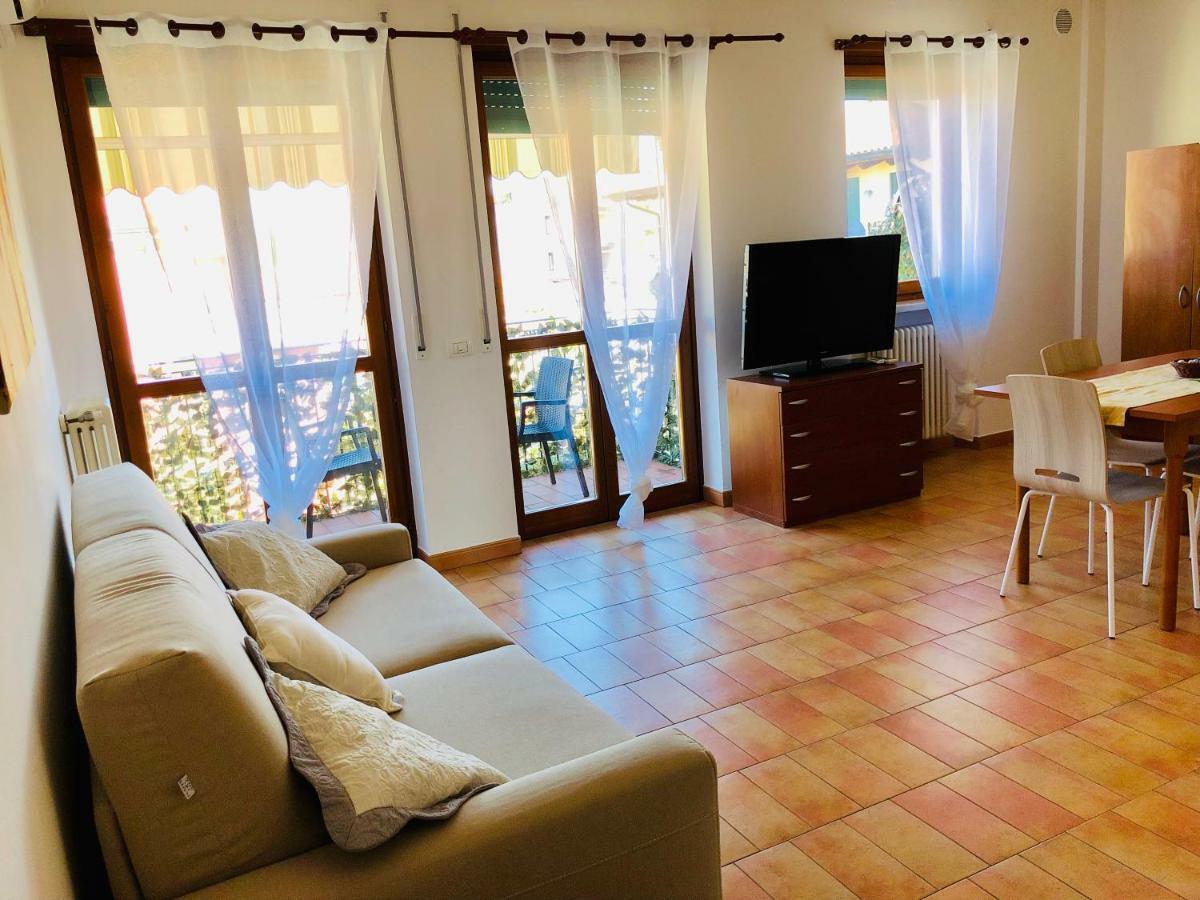 Appartamento Peschiera - Zona Ospedale Pederzoli Peschiera del Garda Dış mekan fotoğraf