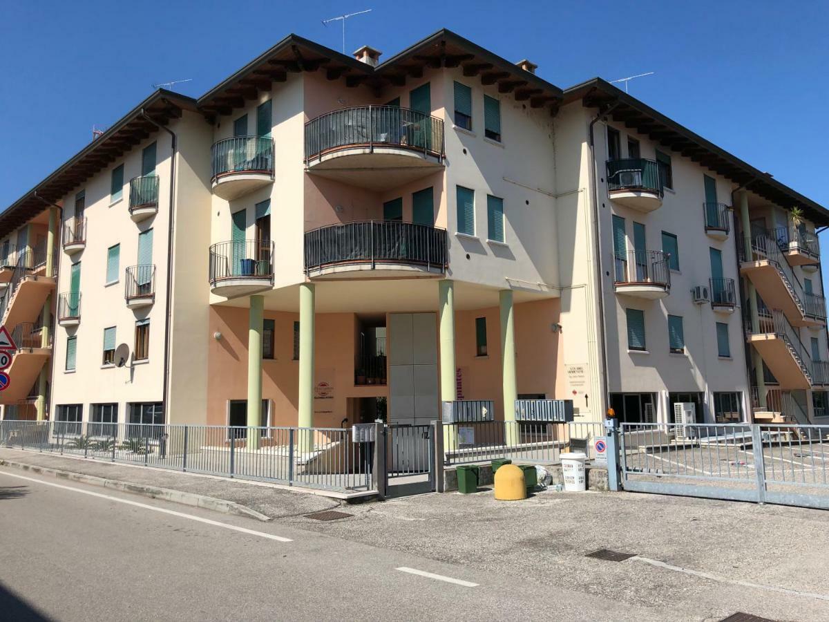 Appartamento Peschiera - Zona Ospedale Pederzoli Peschiera del Garda Dış mekan fotoğraf