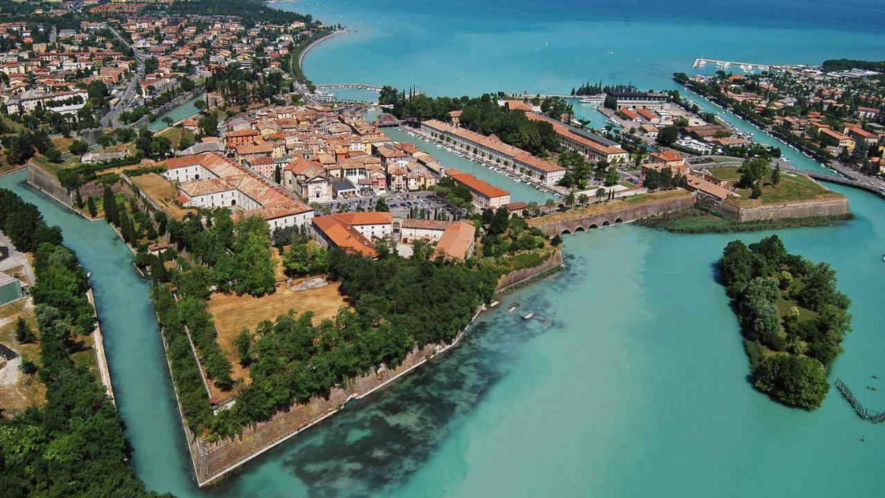 Appartamento Peschiera - Zona Ospedale Pederzoli Peschiera del Garda Dış mekan fotoğraf